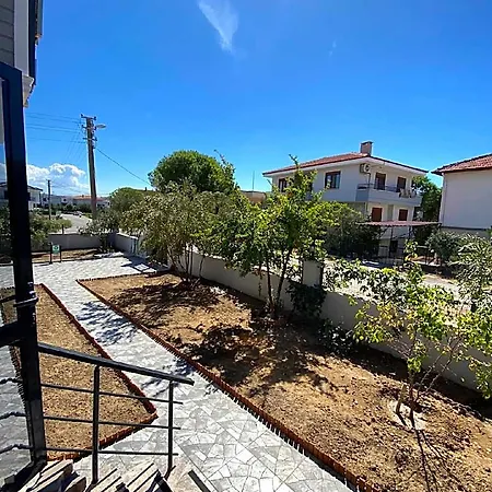 Bir Tebessuem Ayvalik
